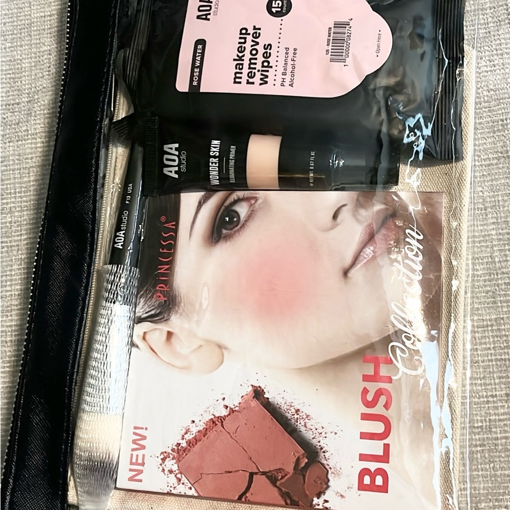 Makeup Starter Kit - Picture 2 of 6